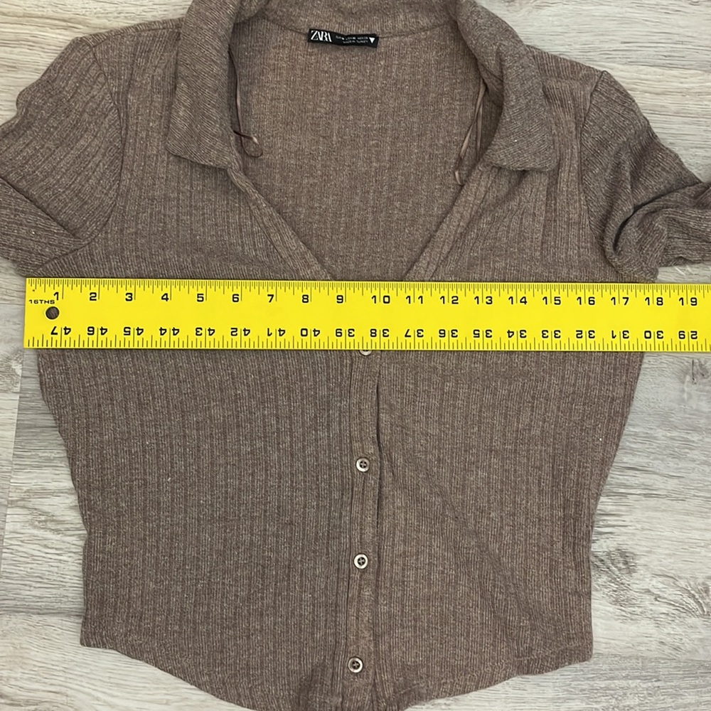 Zara Mauve Long Sleeve Button Front Waist Length Sweater with Collar Size Medium - Picture 7 of 10